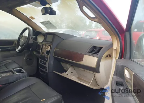 2010 Chrysler Town & Country Touring Plus из США, поврежденный, VIN 2A4RR8DX0AR422774